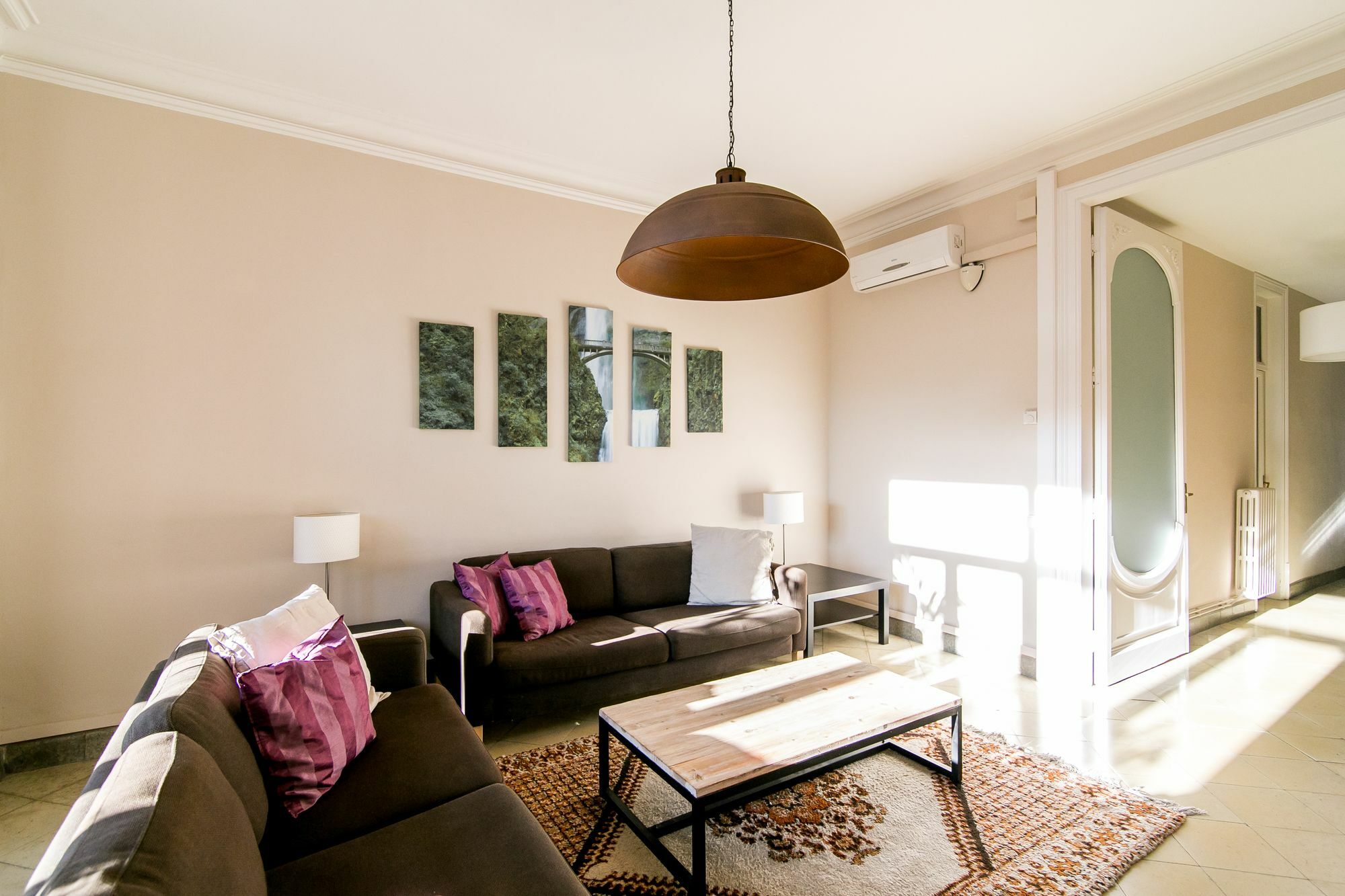 Placa Universitat Apartamento